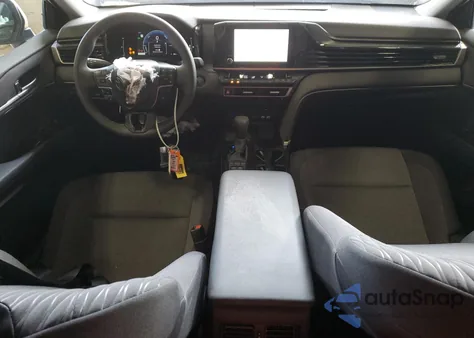 2025 Toyota Camry Xse z USA, uszkodzony, nr VIN 4T1DBADK4SU523946